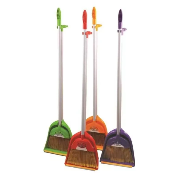 BROOM WITH PLASTIC BACK