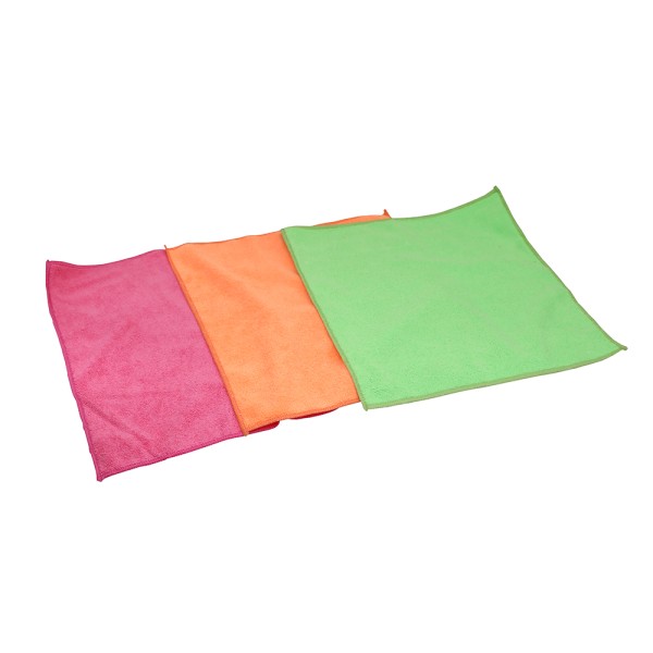 CLOTH TO WIPE THE TABLE