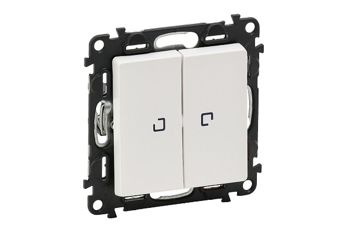 LEGRAND VALENA LİFE 10A 220V 752428