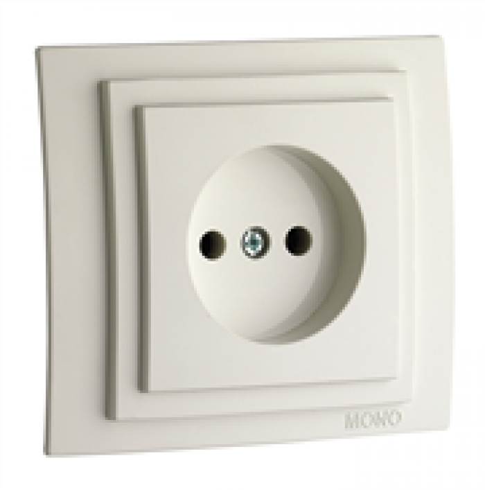 MONO LARISSA TƏKLİ ÇIXIŞ